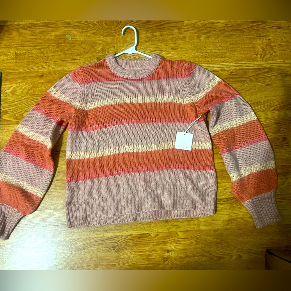 Laura Conrad sweater size medium.